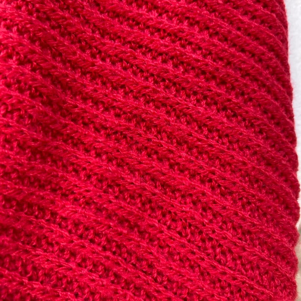 BASICO Red Fringed Infinity Scarf - Picture 6 of 7